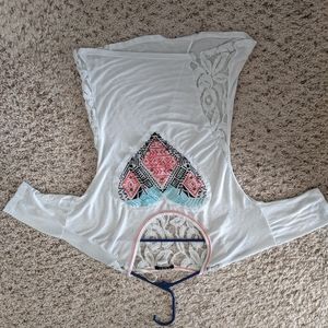 Asymmetrical Lace top white with heart graphic SM